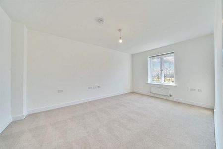 3 bedroom detached house to rent - Photo 2