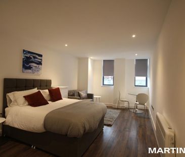 Studio to rent - Photo 1