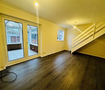 Adnitt Road, Rushden - Photo 2