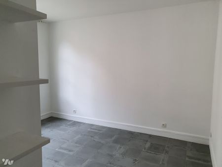 Appartement T3, 1er étage, 53 m2, confortable et lumineux, centre ville, parking proche. - Photo 5