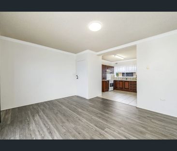 Prime 2-Bedroom Unit in the Heart of Town - Photo 2