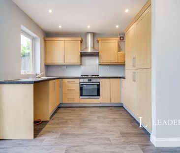 3 bedroom terraced house to rent - Photo 5