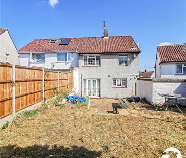 3 bedroom semi-detached house to rent - Photo 5