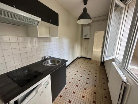 Location Appartement 1 pièce 28m² TOURS 37000 - Photo 2