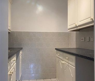 1 bedroom Flat To Let - Photo 5