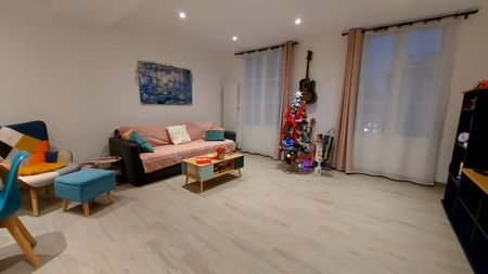 Location Appartement 3 pièces 88m² - Photo 3