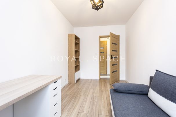 Eleganckie mieszkanie z dużym balkonem | Ceglana - Photo 1