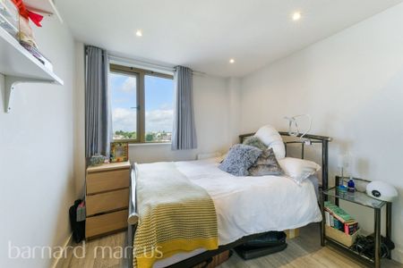 London Road - Photo 2