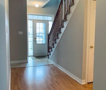 For Lease - 57 Luisa Street, Bradford West Gwillimbury, Ontario - Photo 4