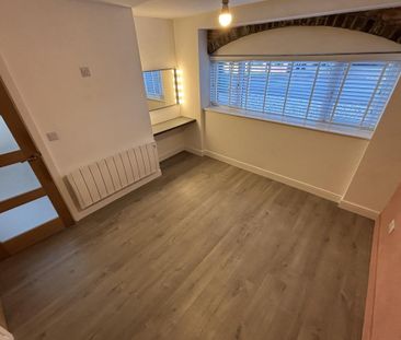 The Burrows, Leys Lane, Meriden - Photo 2