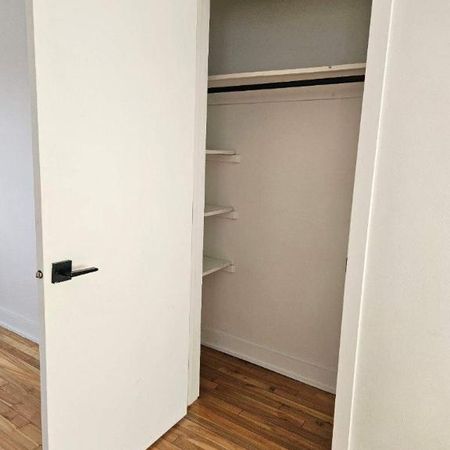 1 CH - 1 SDB - Montréal - $1,495 /mo - Photo 3