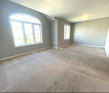 For Lease - 1385 Hunter (Main Flr) Street, Innisfil, Ontario - Photo 5