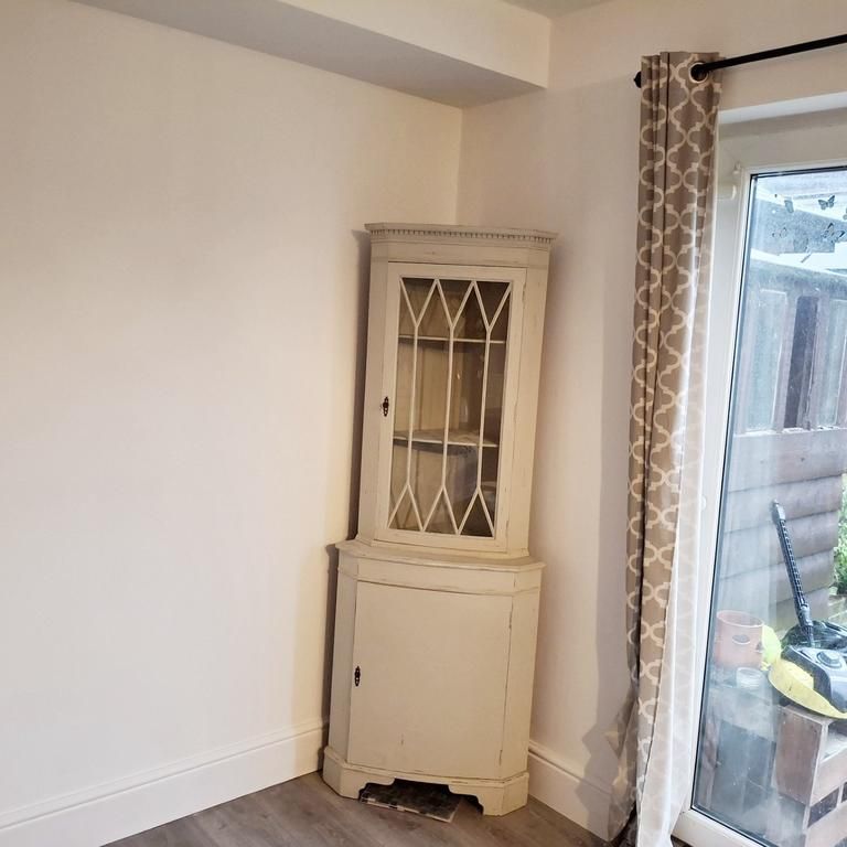 4 bedroom semi-detached house to rent - Photo 1