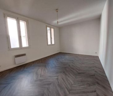 Location Appartement 2 pièces 45m² ELBEUF 76500 - Photo 4