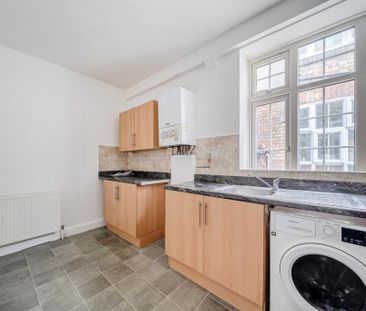 4 bedroom flat to rent - Photo 5