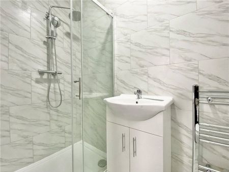 Percy Road, Twickenham, TW2 6HU - Photo 5