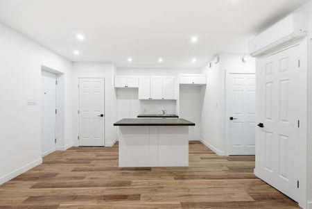 For Lease - 322 Frontenac Street Unit# B, Vanier and Kingsview Park, Ontario - Photo 3