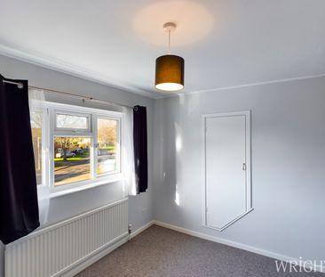 3 bedroom House - BUSHEY LEY - Photo 3