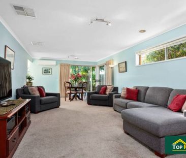 📍 25 Georgia Crescent, Werribee Immaculately Presented Home in the ... - Photo 2
