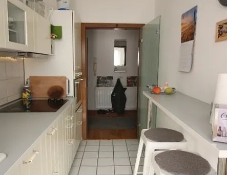 GUT GESCHNITTENE 2 ZIMMERWOHNUNG IM HERZEN VON KREFELD - Foto 1