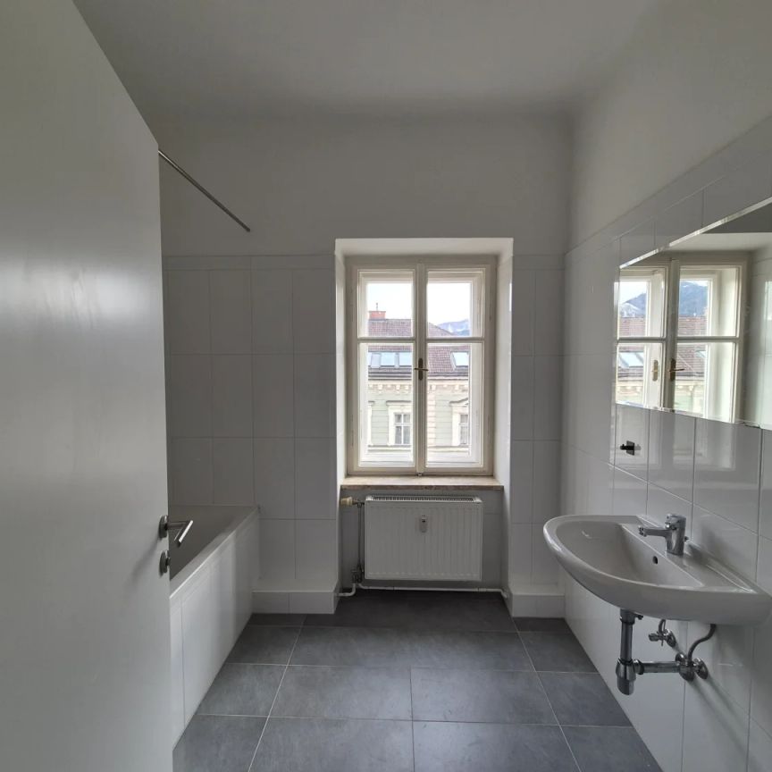 4-Zimmer Wohnung in traumhafter Lage Nähe Gärnerpark! - Photo 1