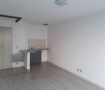 Location Appartement 2 pièces 31m² SETE 34200 - Photo 3