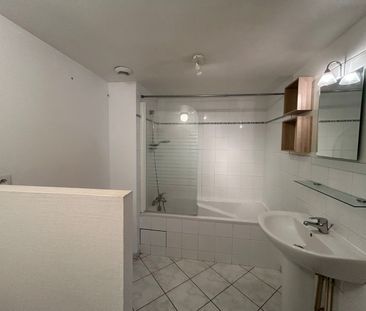 Location Appartement 2 pièces 51m² COGNAC 16100 - Photo 6