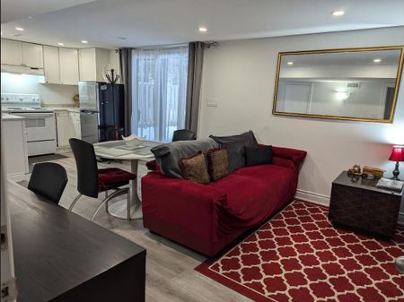 For Lease - 498 Hidden Trail, Toronto, Ontario - Photo 2