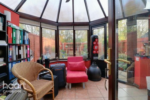 3 bedroom semi-detached house to rent - Photo 1