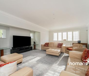 7 bedroom detached house to rent - Photo 2