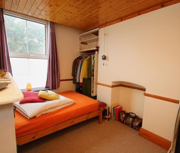 House share to rent - Photo 4
