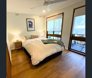 Gorgeous Beach Cottage with Modern Charm - Photo 4