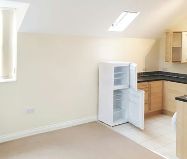 Flat to rent on - Photo 5