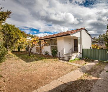 141 Ross Smith Crescent, Scullin ACT 2614 - House For Rent | Domain - Photo 6