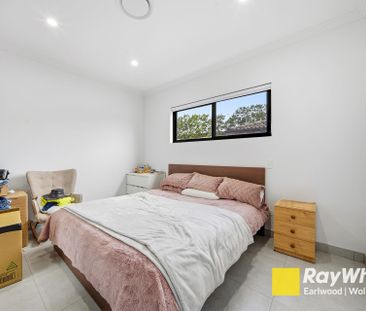 Stylish, Spacious & Perfectly Located Five Bedroom Duplex - Photo 6