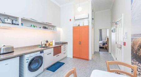 Sophisticated city living - Photo 5