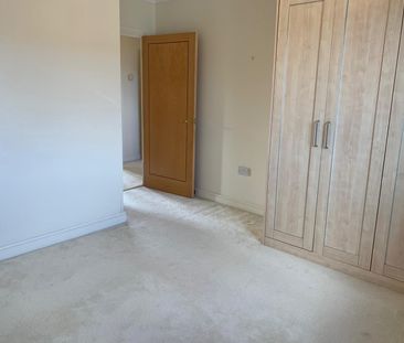 2 bedroom apartment to rent Barbuda Quay, Eastbourne, East Sussex, ... - Photo 4