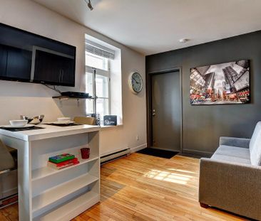 1er AVRIL - Studio en plein ♥ du Vieux-Québec - Photo 1