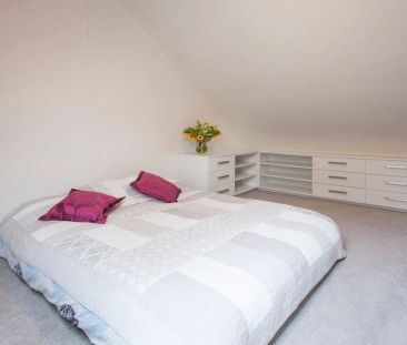 Character Filled Terrace in Sought After Location - Photo 2