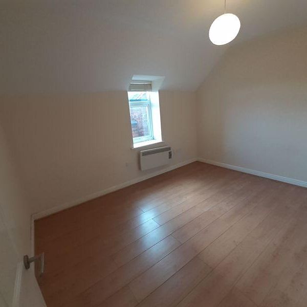 2 bedroom property to rent - Photo 1
