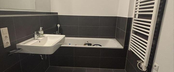 Moderne 3-Zimmer-Wohnung in Berlin mit Balkon und Spielplatz - Foto 1