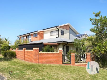 Lovely Home in Shell Cove - Photo 2