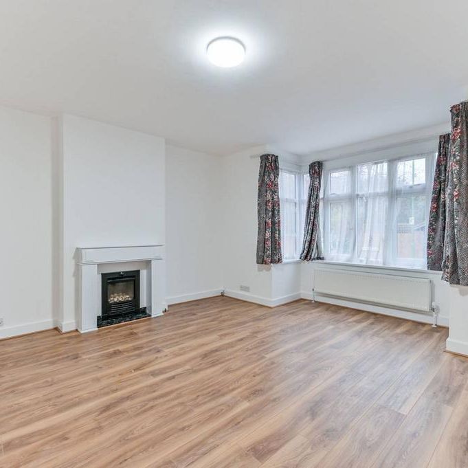 5 bedroom detached house to rent - Photo 1