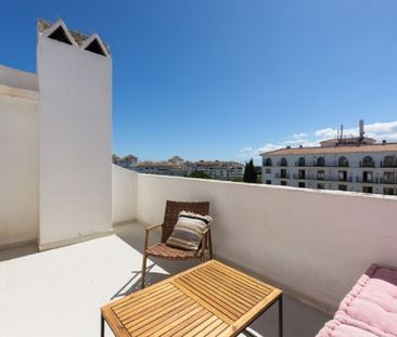 3 Bedroom Townhouse For Rent in Nueva Andalucía, Málaga - Photo 6