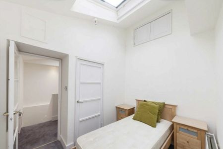 Holland Park Mews, Notting Hill, W11 - Photo 3