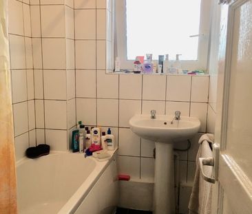 Room in a Shared House, Newmill House, E3 - Photo 5