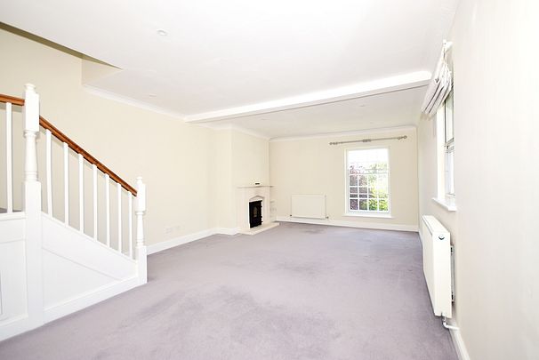 3 bedroom apartment to rent - Photo 1