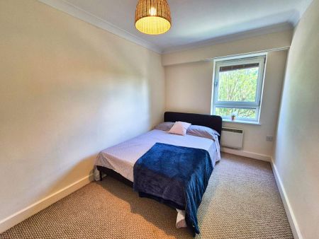 2 bedroom flat to rent - Photo 4