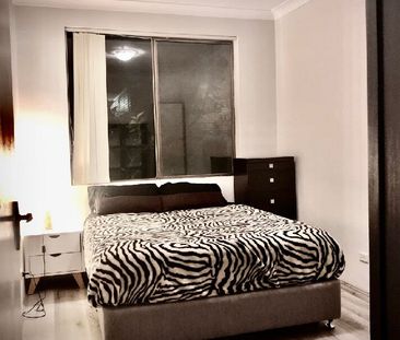 Queens Park - Photo 6