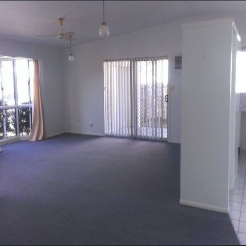 Comfortable Home on a Large Block - Central Location! - Photo 1